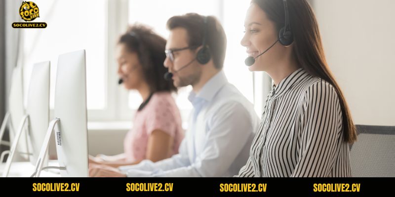 Đội ngũ chăm sóc khách hàng sẵn sàng hỗ trợ người dùng 24/7